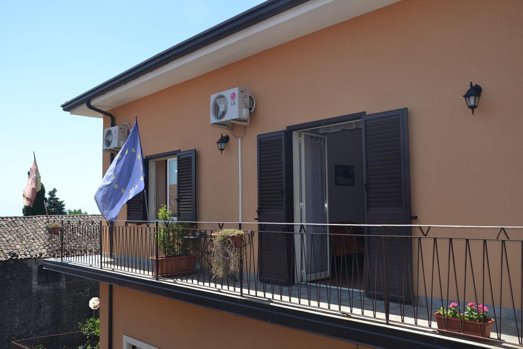 B&B Terra Niura Николози Экстерьер фото