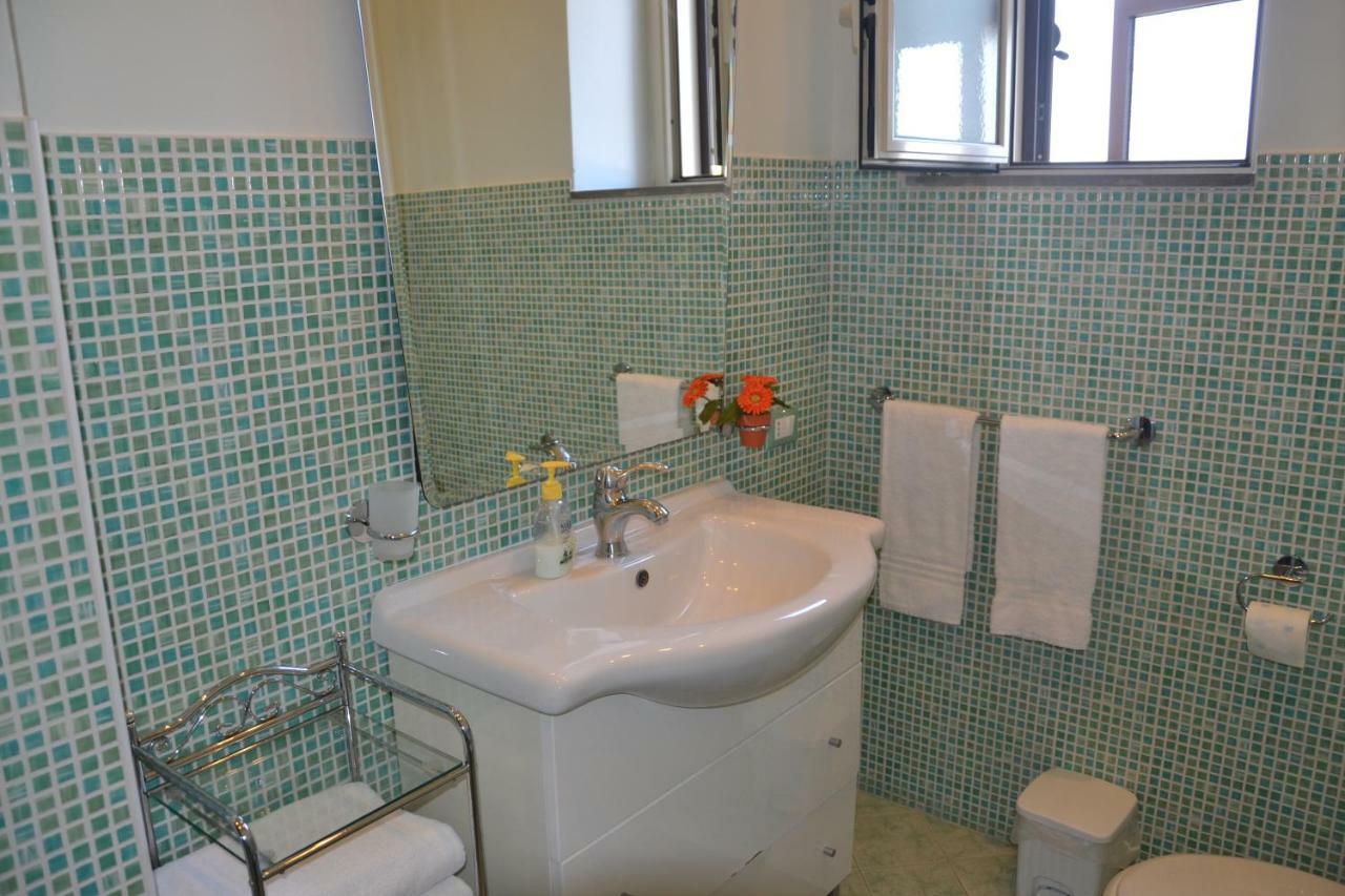 B&B Terra Niura Николози Экстерьер фото
